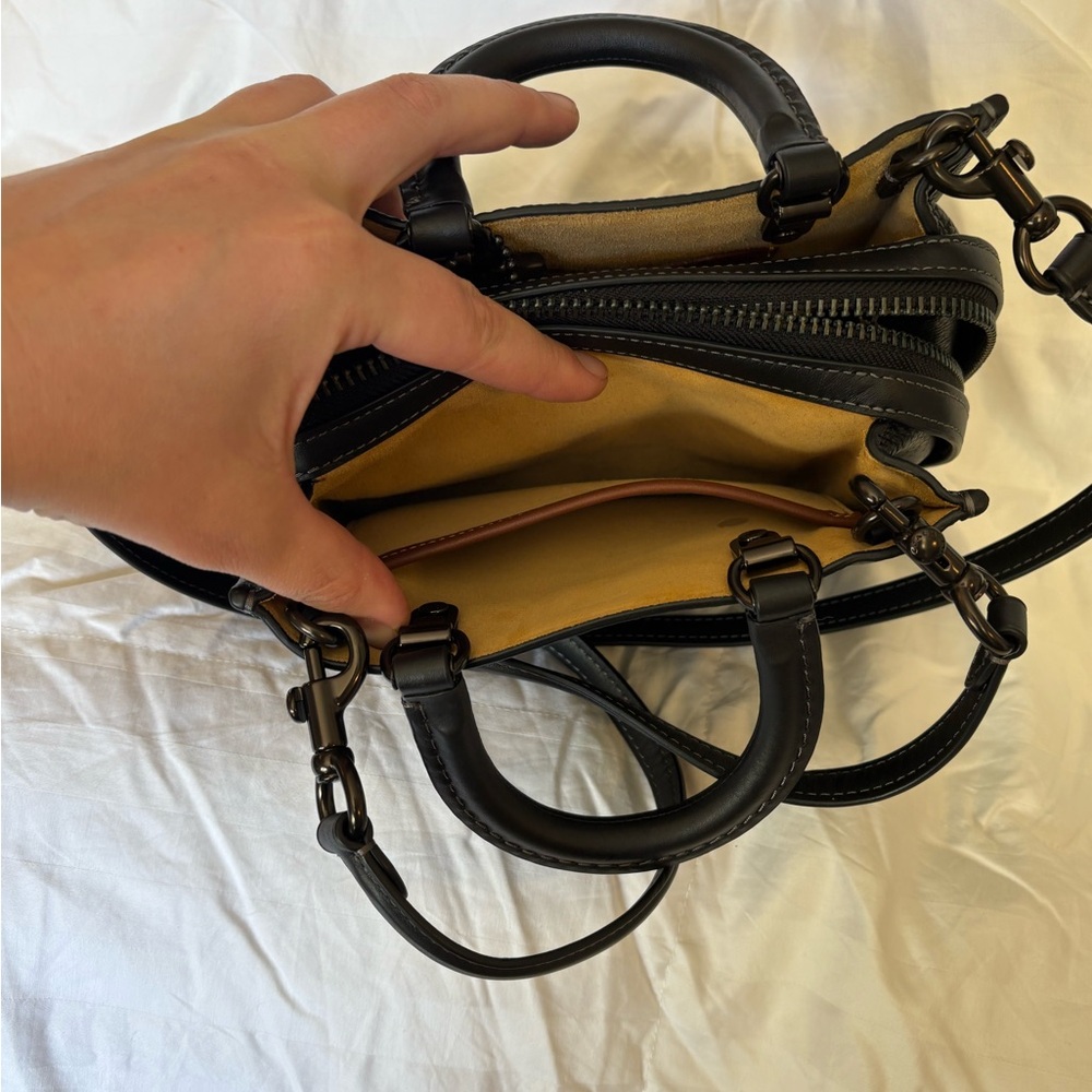 Coach Rogue Bag 20 V5 Black - Picture 8 of 14